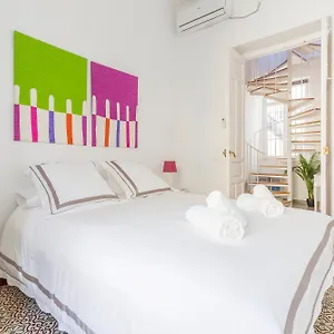 Descubrehome Penthouse Santa Cruz, Private Terrace , Seville Spain