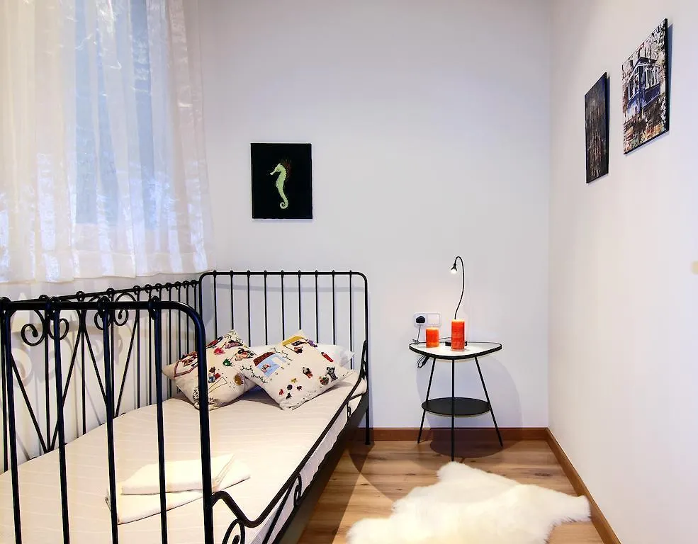 ClassBedroom Gaudí Apartments Barcelona 0*,